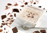 Yoghurt stracciatella